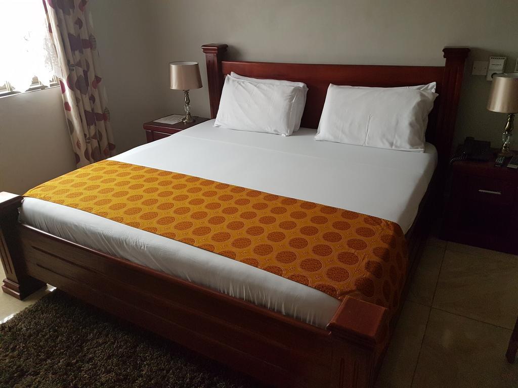 Benconi Lodge Accra Esterno foto